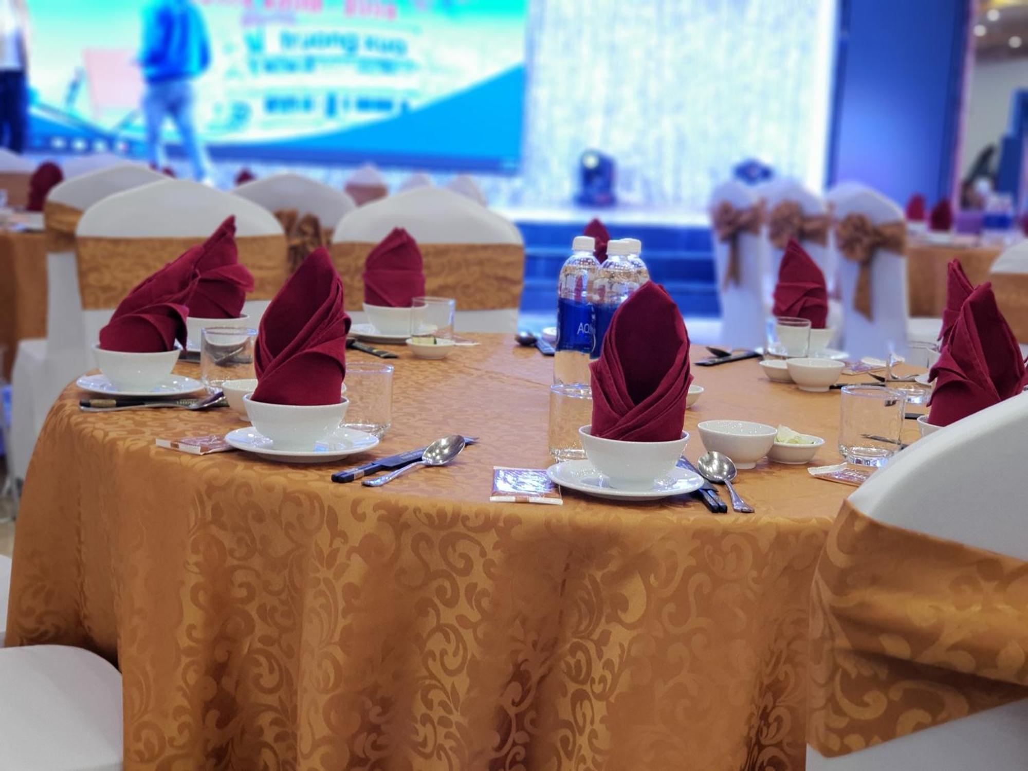 Phu Cuong Beach Hotel Dong Hoi Exterior foto